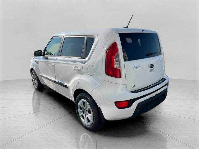 2013 kia soul base