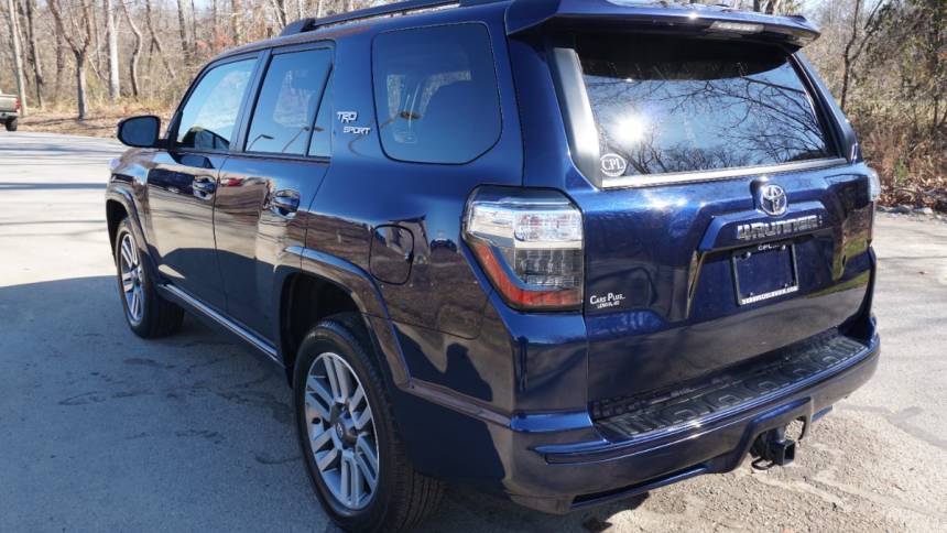 2022 toyota 4runner trd sport