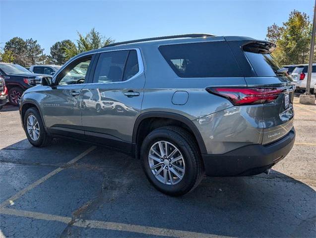 2023 chevrolet traverse lt cloth