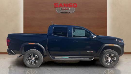 2024 GMC Canyon