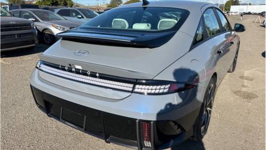 2025 Hyundai IONIQ 6