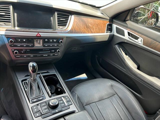 2015 hyundai genesis 3.8