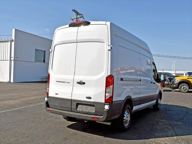 2023 ford transit-250 base