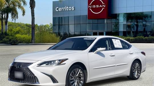 2020 Lexus ES