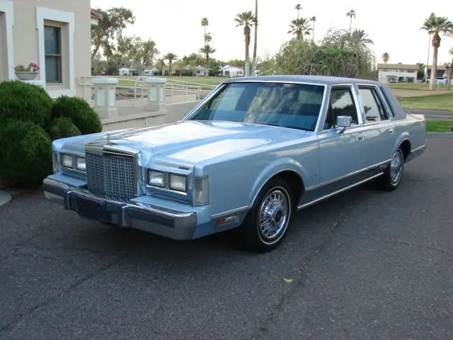 1986 lincoln town car base sedan 4-door 5.0l