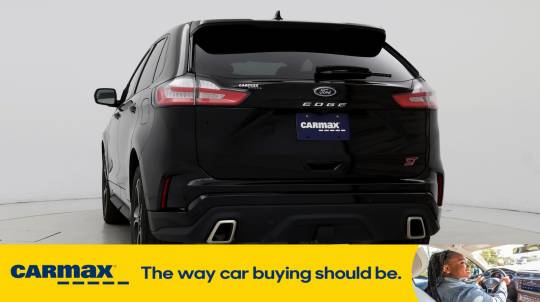 2023 Ford Edge