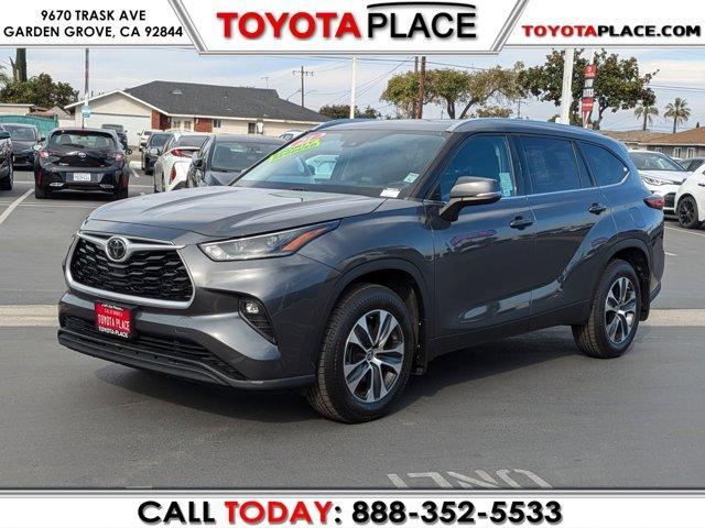 2021 toyota highlander xle