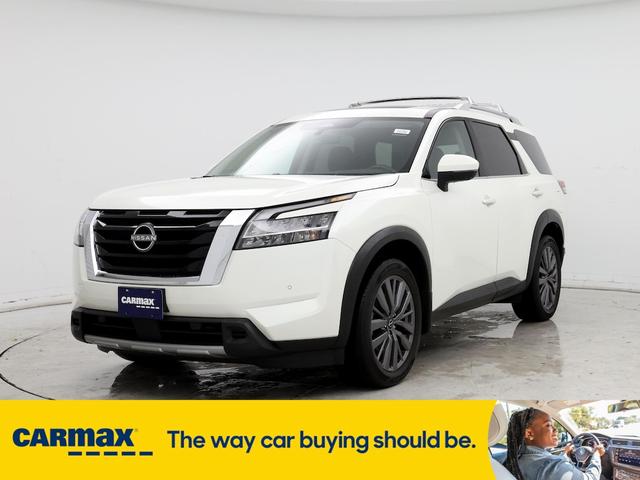 2023 nissan pathfinder sl