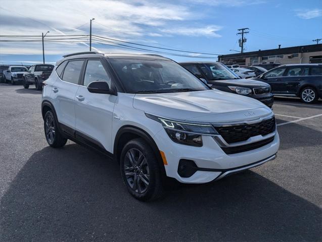 2022 kia seltos s