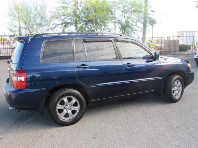 2004 toyota highlander limited