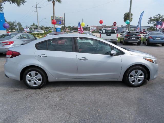 2018 kia forte lx