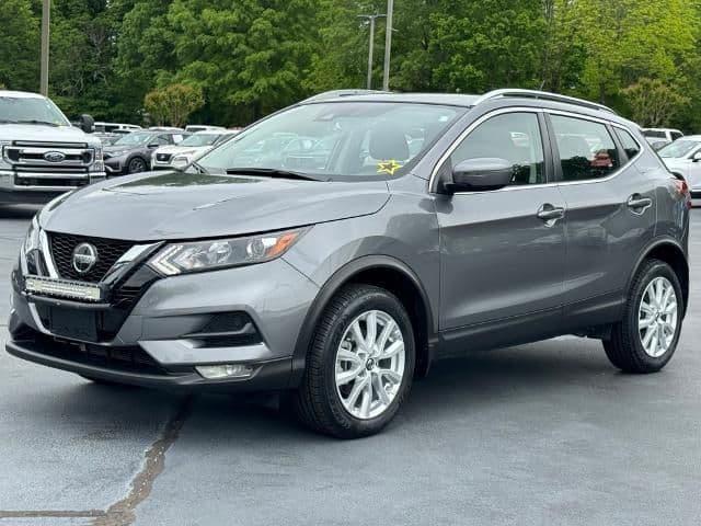 2022 nissan rogue sport sv in burlington, north carolina
