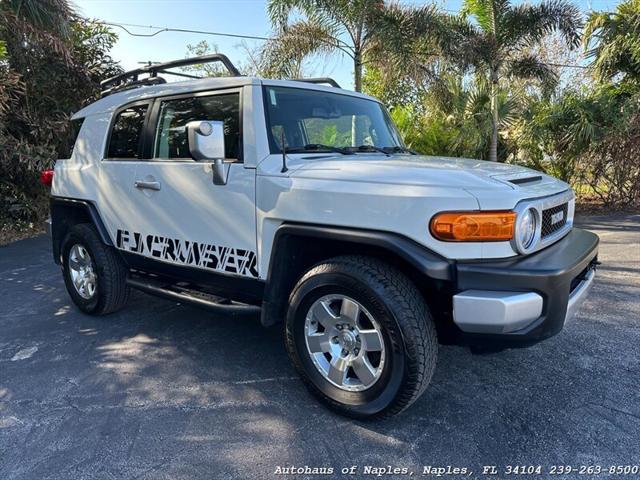 2010 toyota fj cruiser base
