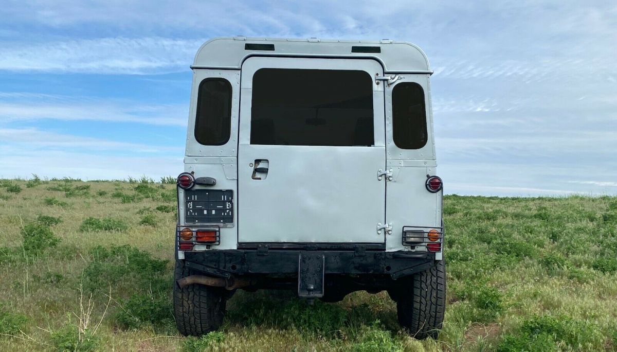 no reserve! land rover defender 90 left hand drive diesel, immaculate!