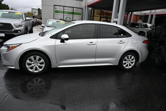 2023 toyota corolla hybrid le
