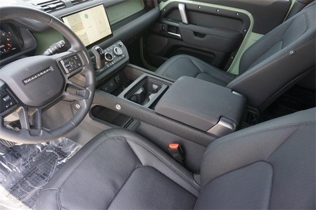 2023 land rover defender 75th edition