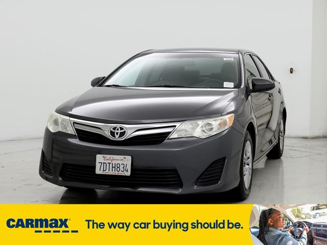 2014 toyota camry le