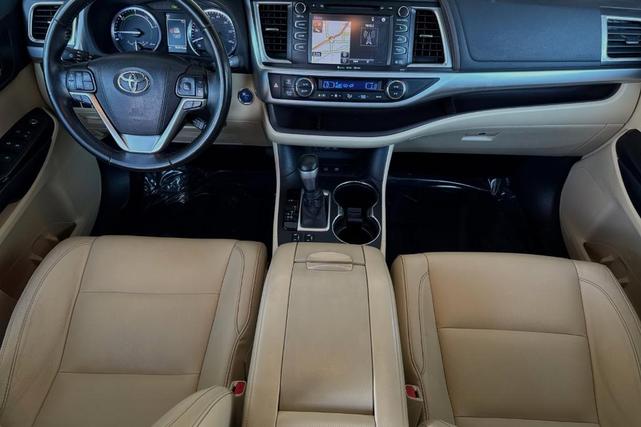 2018 toyota highlander hybrid xle