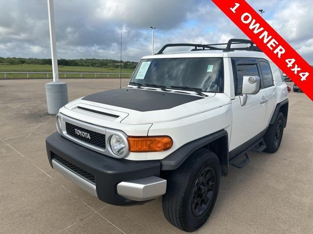 2013 toyota fj cruiser base