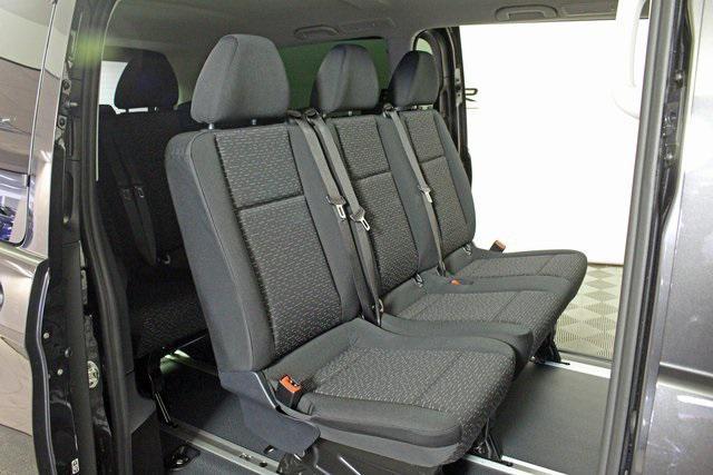 2023 mercedes-benz metris base