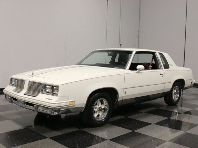 one-family owned cutlass, all-original, well-preserved, 62k actual miles!!