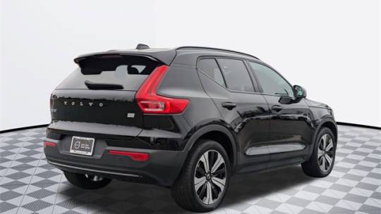 2023 Volvo XC40