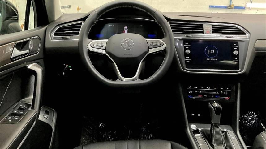 2024 volkswagen tiguan se 4motion