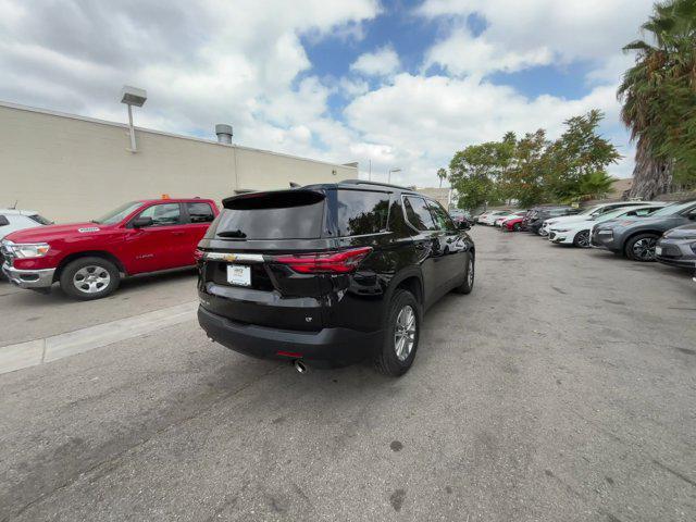2023 chevrolet traverse lt cloth