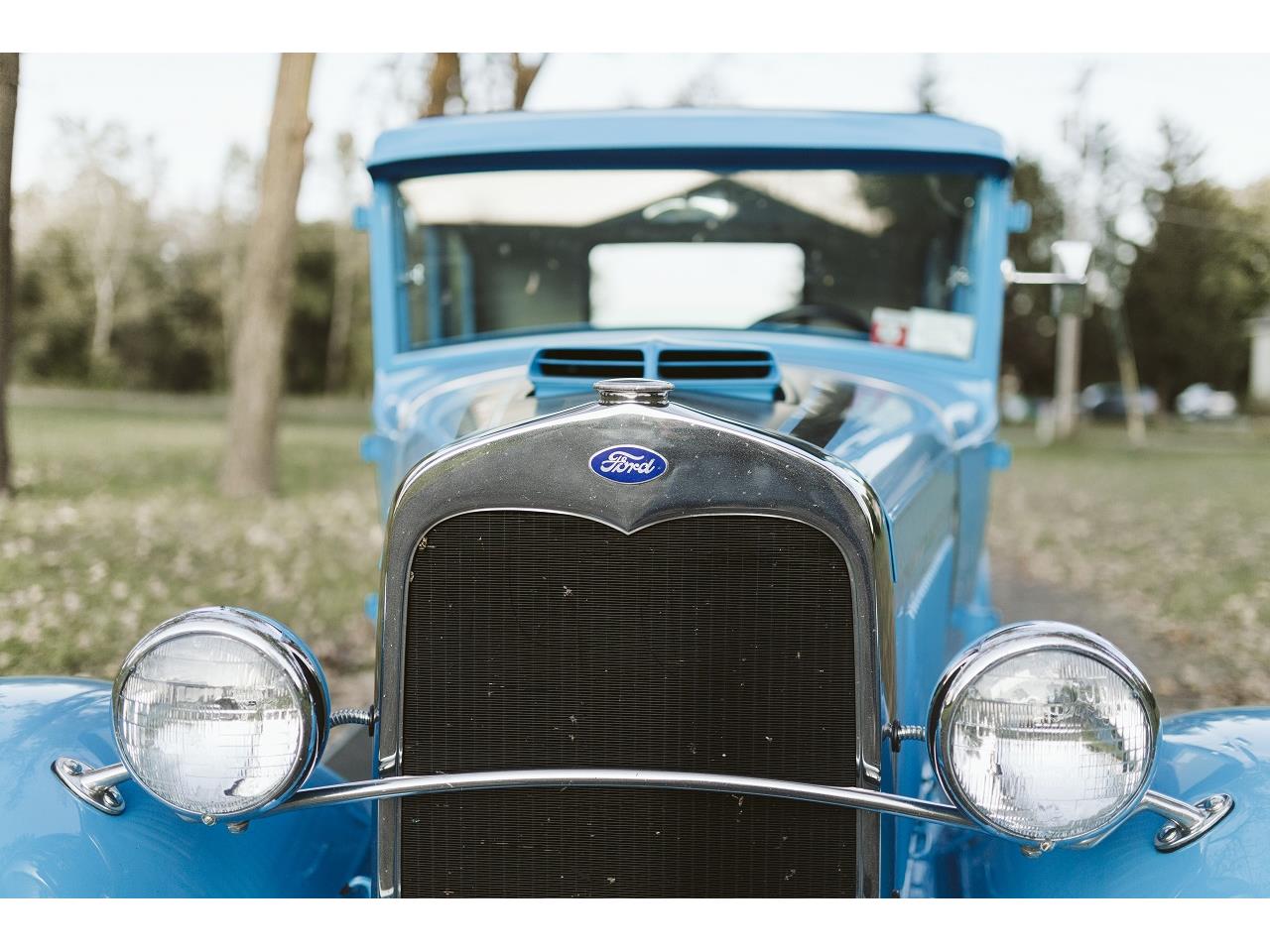 1930 ford 5-window coupe