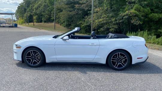 2022 Ford Mustang