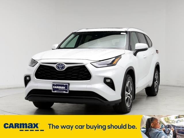 2022 toyota highlander hybrid xle