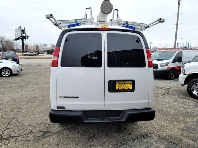 2017 chevrolet express 3500 lt
