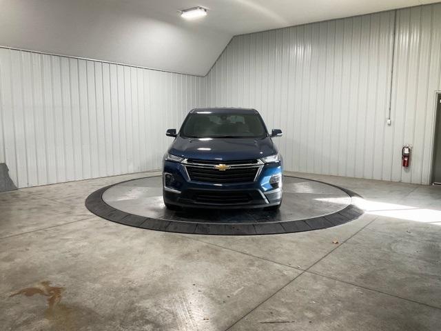 2022 chevrolet traverse ls