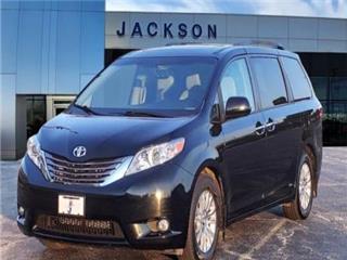 2017 Toyota Sienna xle 7-passenger auto access seat
