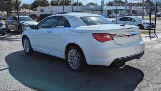 2014 Chrysler 200
