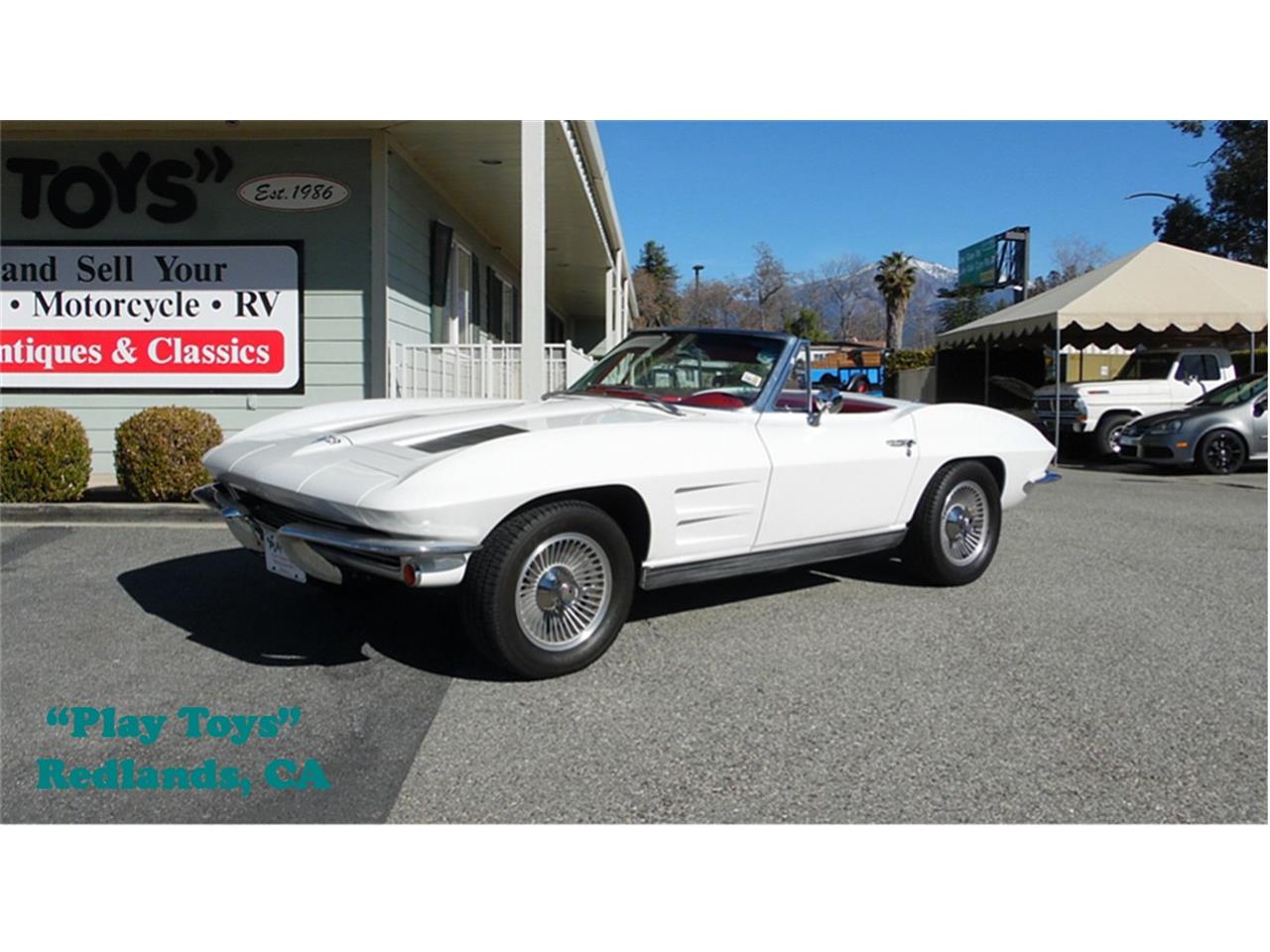 1963 chevrolet corvette stingray