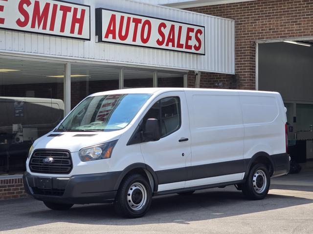 2015 ford transit-150 base