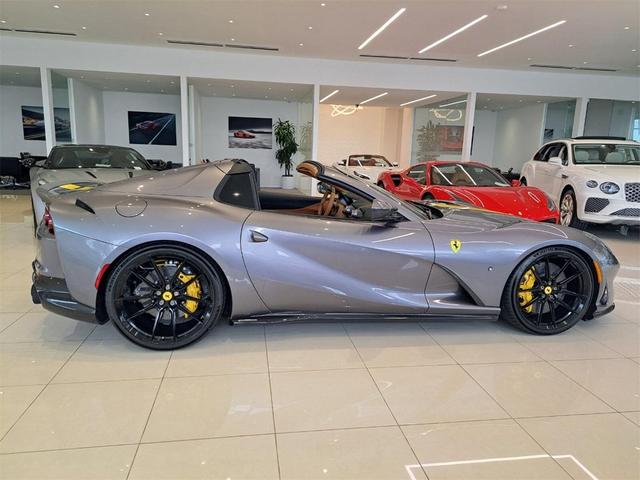 2021 ferrari 812 gts base