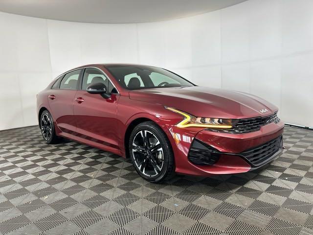 2022 kia k5 gt-line