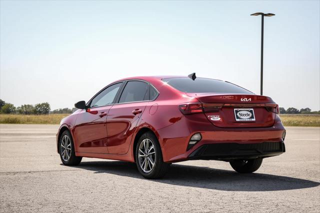 2023 kia forte lxs