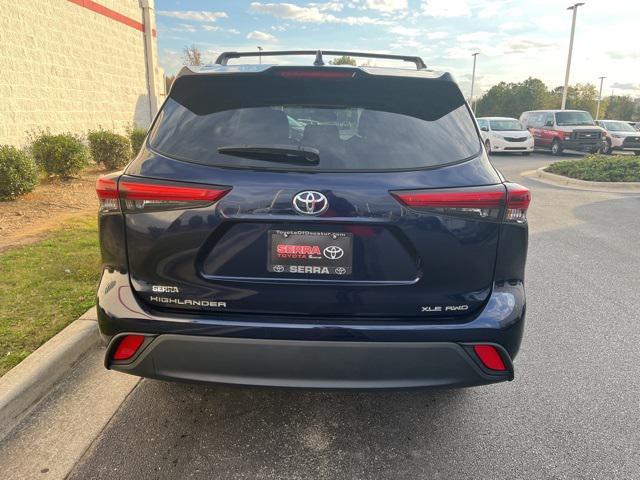 2023 toyota highlander xle