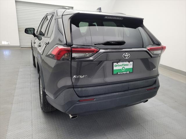 2019 toyota rav4 xle