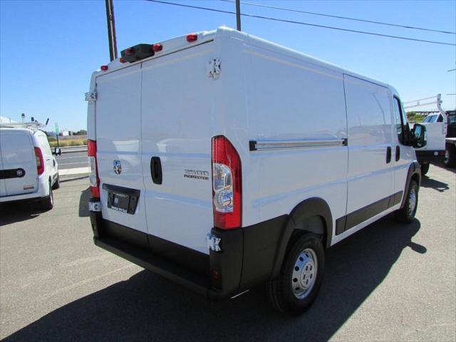 2023 ram promaster 2500 base
