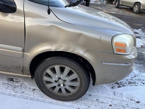 2005 buick terraza van awd-good condition, starts every time and drives good.-vehi