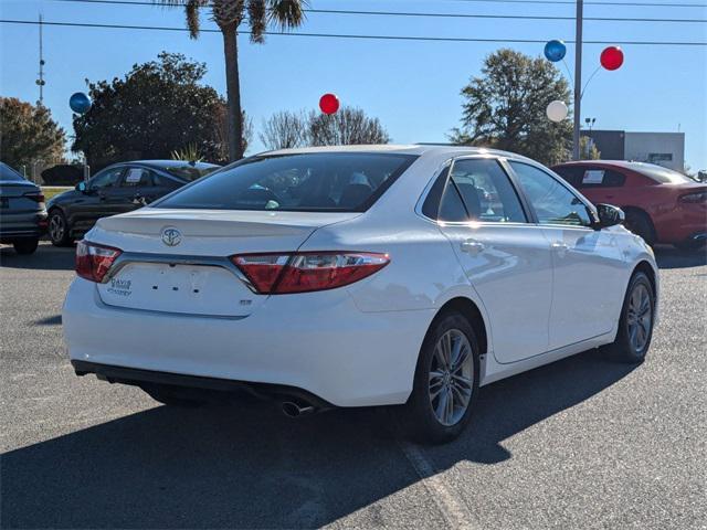 2017 toyota camry se