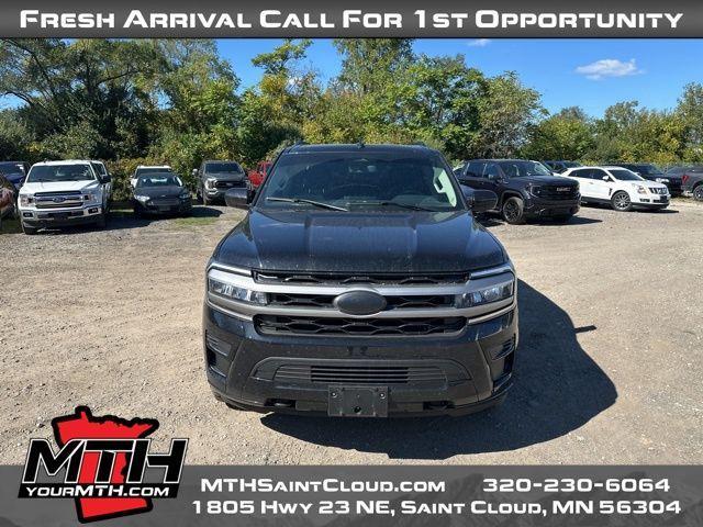 2023 ford expedition xlt
