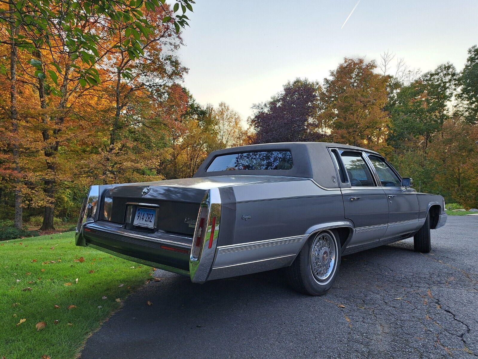 1990 cadillac brougham base