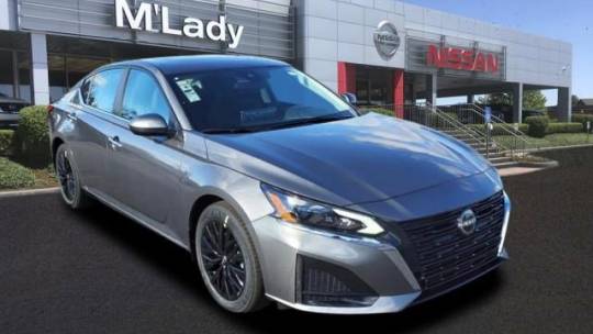 2025 Nissan Altima