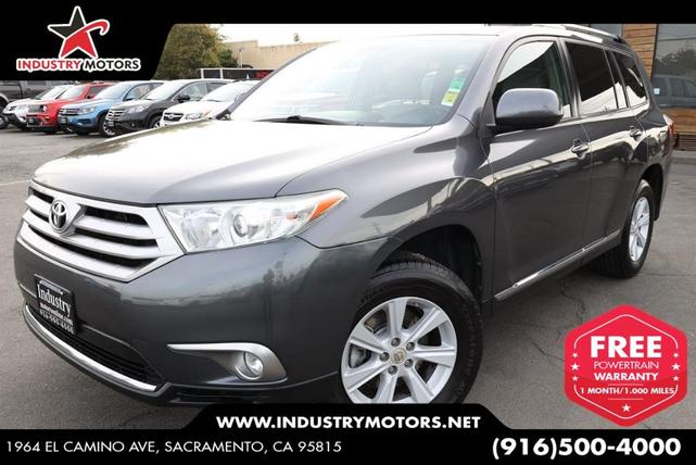 2013 toyota highlander base plus