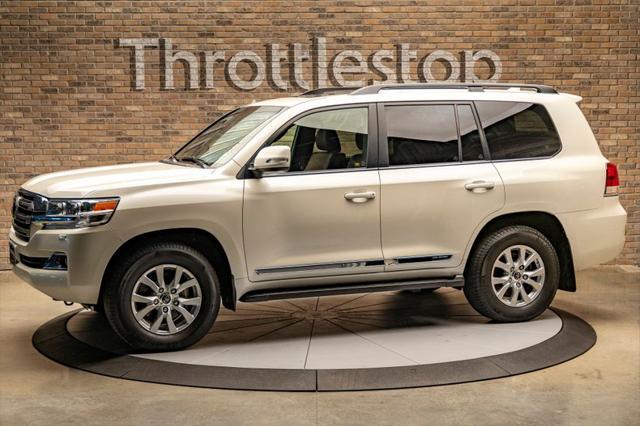2020 toyota land cruiser base
